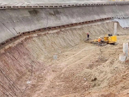 布尔津基坑边坡加固