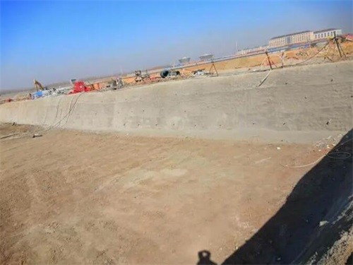 布尔津高铁桩基础建设