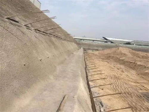 布尔津河道边坡加固